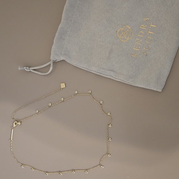 Kendra Scott Amelia Chain Necklace Gold - Picture 3 of 8